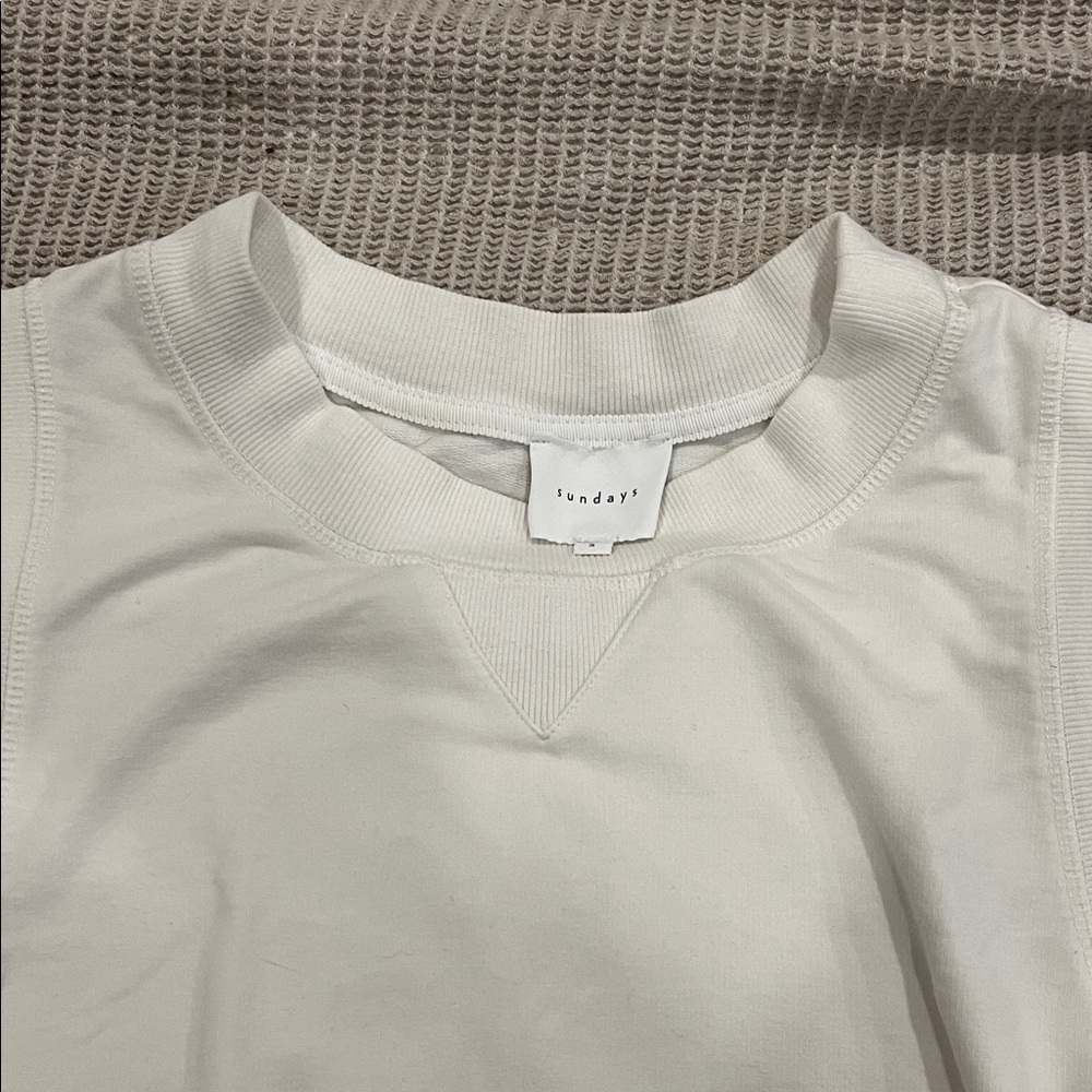 Size Small Sleeveless Sundays white cotton sleeveless shirt